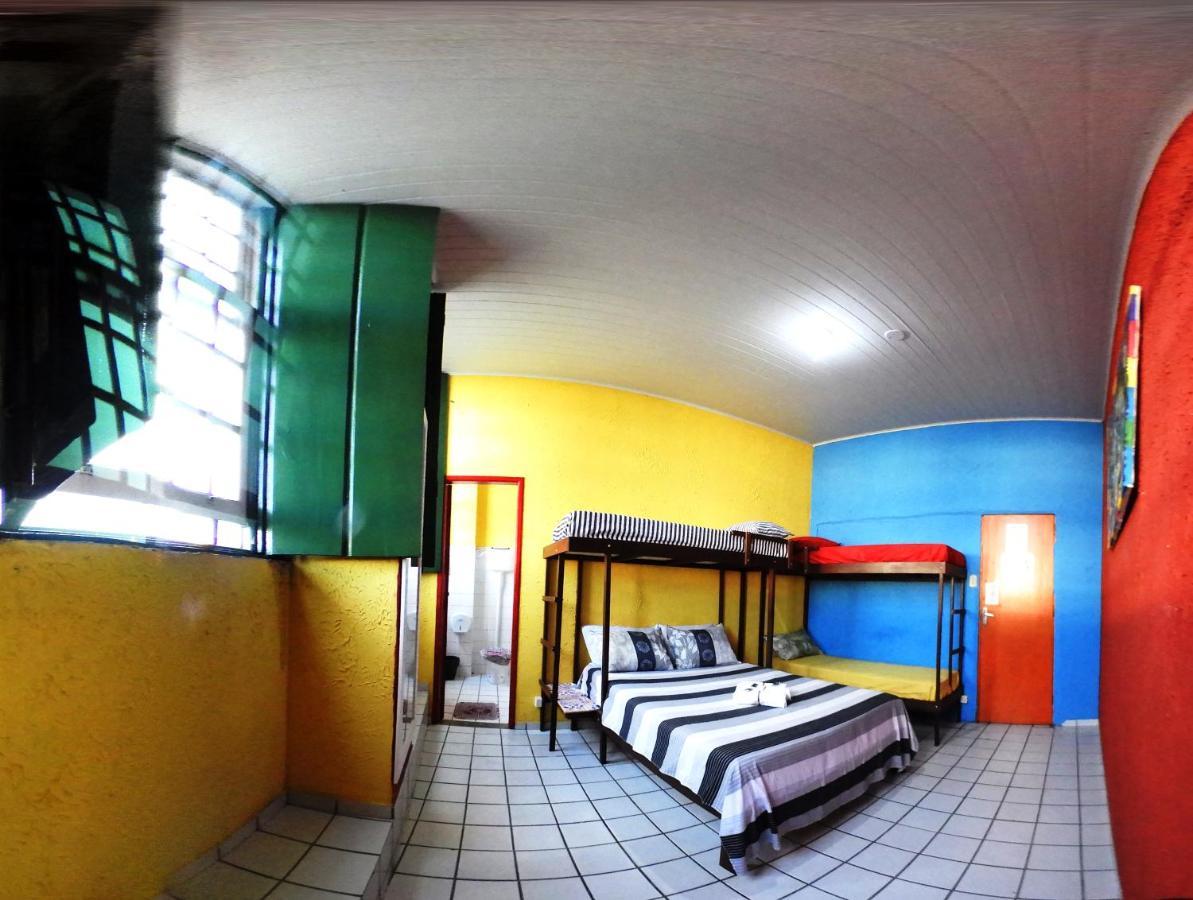 Hostel Cores do Pelô Salvador Quarto foto